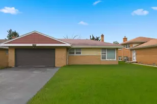 814 N Greenwood Ave, Park Ridge, IL 60068 - Photo 1
