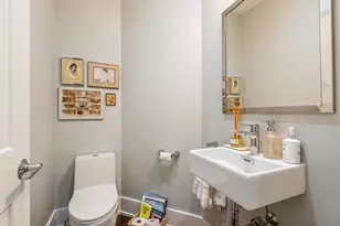 2918 N Lakewood Ave, Chicago, IL 60657 - Photo 3