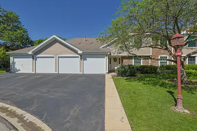 220 Oak Knoll Court #B2, Schaumburg, IL 60193 - Photo 1