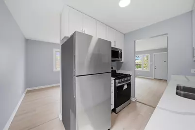 14018 S Finley Avenue, Robbins, IL 60472 - Photo 13
