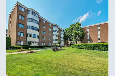 5500 Lincoln Avenue #414E, Morton Grove, IL 60053 - Photo 1