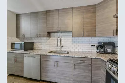 5500 Lincoln Avenue #414E, Morton Grove, IL 60053 - Photo 13