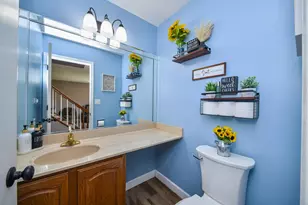 297 Springbrook Ln, Carol Stream, IL 60188 - Photo 15