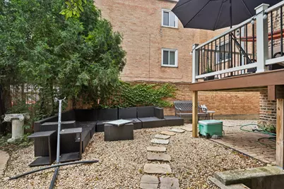 1329 W Pratt Boulevard, Chicago, IL 60626 - Photo 23