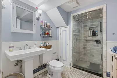 1329 W Pratt Boulevard, Chicago, IL 60626 - Photo 19