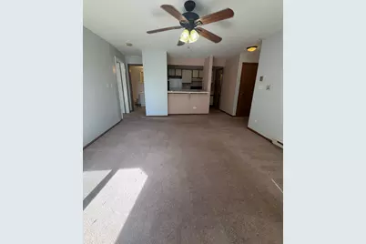 4312 W Shamrock Lane #2D, McHenry, IL 60050 - Photo 5