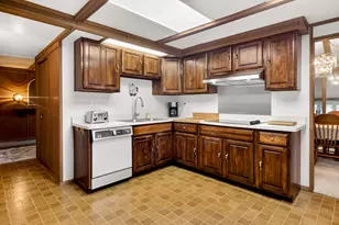 132 Valhalla Dr, Poplar Grove, IL 61065 - Photo 25
