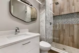 1428 W Grand Ave, Chicago, IL 60642 - Photo 13