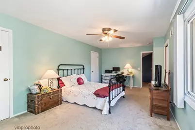 2634 Smith Street, Rolling Meadows, IL 60008 - Photo 17