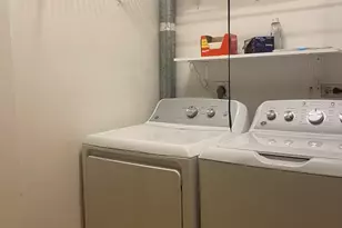 2135 N Southport Ave, Chicago, IL 60614 - Photo 13