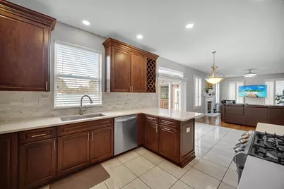 6 Yorkshire Court, Algonquin, IL 60102 - Photo 5