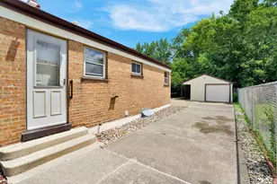 7943 S Kilpatrick Ave, Chicago, IL 60652 - Photo 21