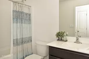3834 Gansett Pkwy, Elgin, IL 60124 - Photo 11