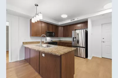135 S York Street #214, Elmhurst, IL 60126 - Photo 3