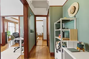 627 W Barry Ave, Chicago, IL 60657 - Photo 9