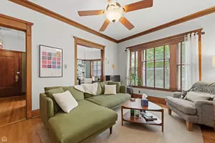 627 W Barry Ave, Chicago, IL 60657 - Photo 5