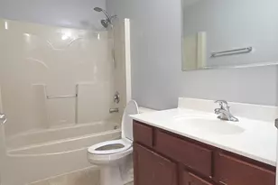 385 Bluegrass Pkwy, Oswego, IL 60543 - Photo 23
