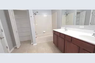 385 Bluegrass Parkway, Oswego, IL 60543 - Photo 19