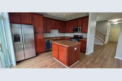 385 Bluegrass Parkway, Oswego, IL 60543 - Photo 13