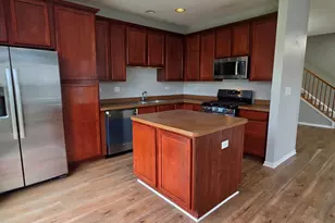 385 Bluegrass Pkwy, Oswego, IL 60543 - Photo 13