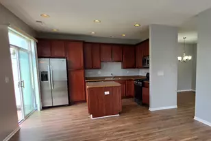 385 Bluegrass Pkwy, Oswego, IL 60543 - Photo 11