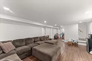 7651 S Cregier Ave, Chicago, IL 60649 - Photo 21