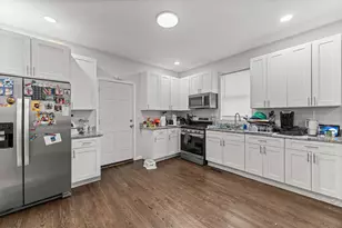 7651 S Cregier Ave, Chicago, IL 60649 - Photo 19
