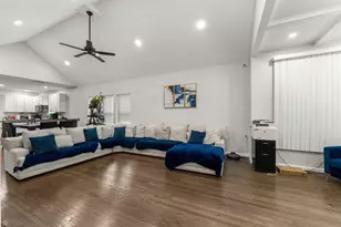 7651 S Cregier Ave, Chicago, IL 60649 - Photo 5