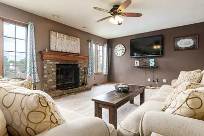 1082 Westridge Drive, Rockford, IL 61102 - Photo 11