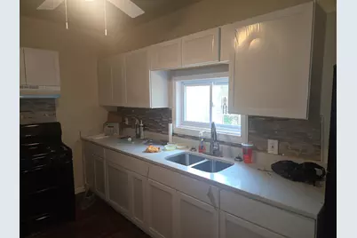 10507 S Lafayette Street, Chicago, IL 60628 - Photo 9