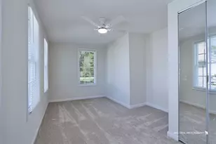 38690 N Green Bay Rd, Beach Park, IL 60087 - Photo 13