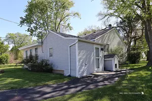 38690 N Green Bay Rd, Beach Park, IL 60087 - Photo 3