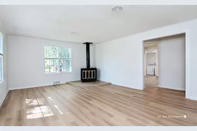 38690 N Green Bay Road, Beach Park, IL 60087 - Photo 5
