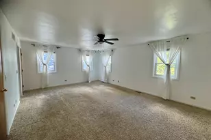 5710 Coronado Vista, Crystal Lake, IL 60014 - Photo 11