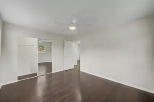 229 Indiana St, Park Forest, IL 60466 - Photo 15