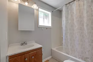 1809 Galilee Ave, Zion, IL 60099 - Photo 13