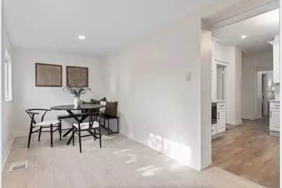 [Address not provided], Chicago, IL 60641 - Photo 17
