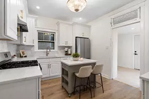 [Address not provided], Chicago, IL 60641 - Photo 13