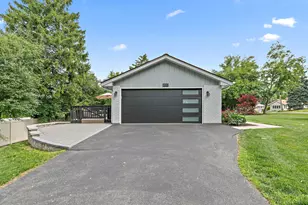 800 Gamble Dr, Lisle, IL 60532 - Photo 31