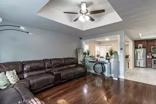 1805 N Harding Ave, Chicago, IL 60647 - Photo 3
