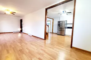 4517 Parkway Ave, McHenry, IL 60050 - Photo 3