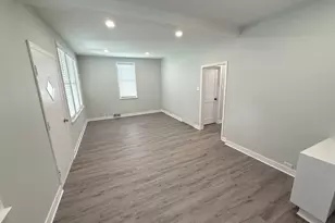 236 N Linden Ave, Westmont, IL 60559 - Photo 9