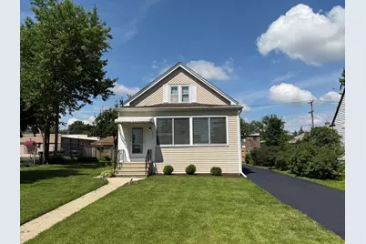 236 N Linden Avenue, Westmont, IL 60559 - Photo 1