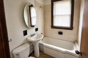 16530 Winchester Ave, Markham, IL 60428 - Photo 3