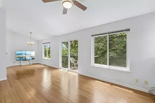 2692 S Embers Ln, Arlington Heights, IL 60005 - Photo 5