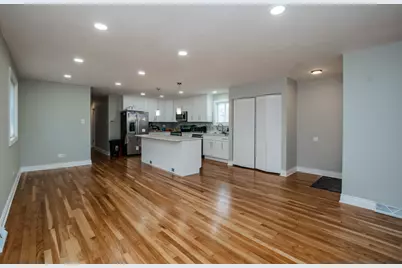9227 S Perry Avenue, Chicago, IL 60620 - Photo 5