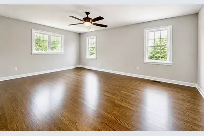 3218 W 97th Street, Evergreen Park, IL 60805 - Photo 29