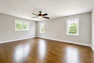3218 W 97th St, Evergreen Park, IL 60805 - Photo 29