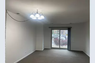 703 W Central Road #A2, Mount Prospect, IL 60056 - Photo 3