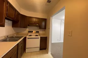 703 W Central Rd, Mount Prospect, IL 60056 - Photo 15